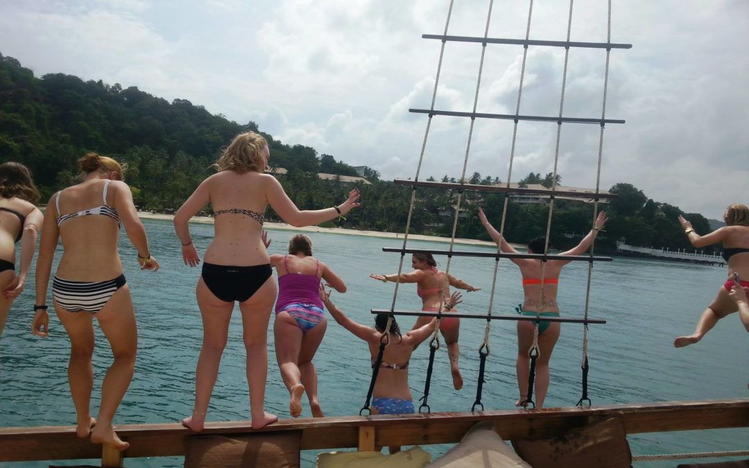 Choose a Phuket Yacht Charter for Your Hen Party 